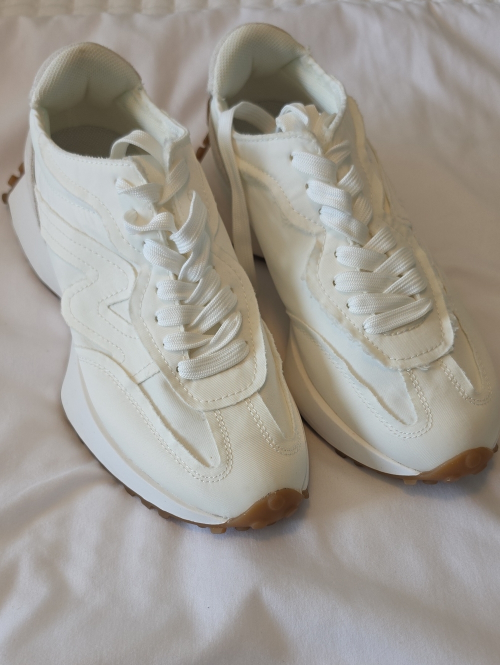 Campo White Sneakers with Gum Sole
